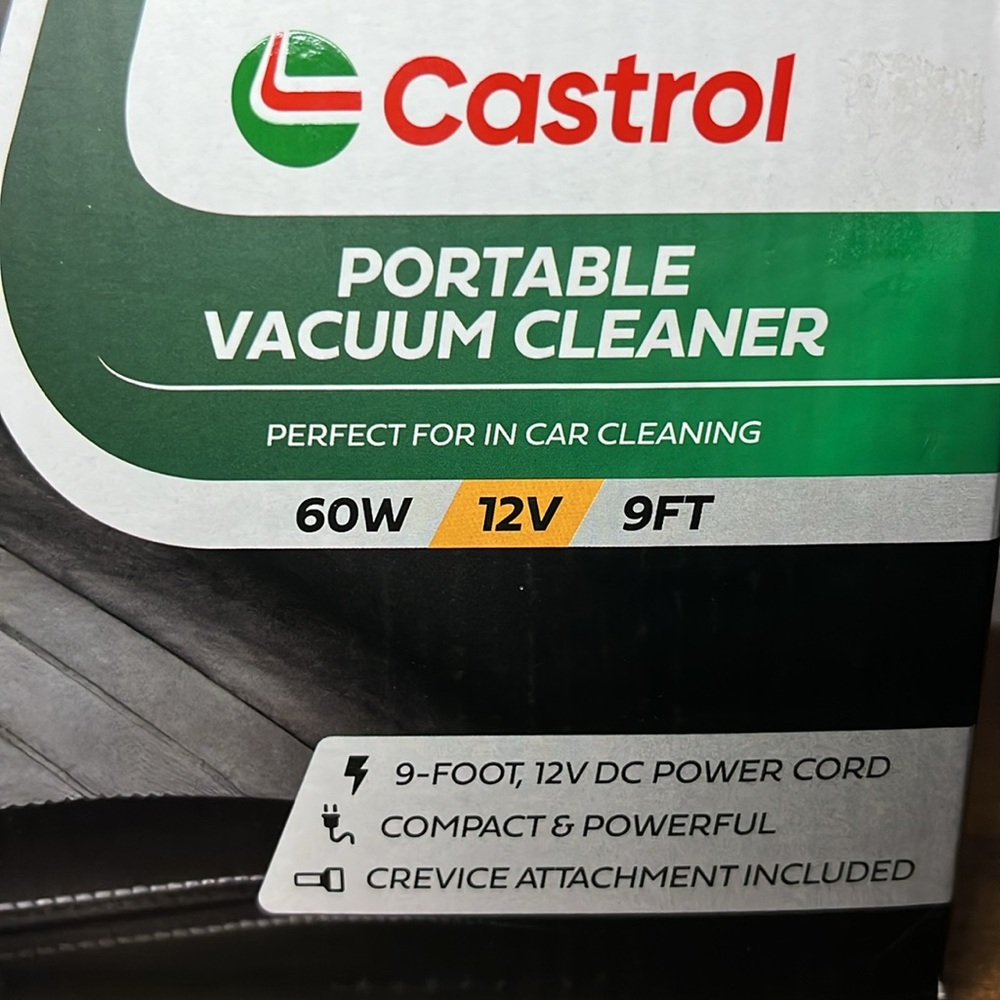 Castrol Portable Vacuum Cleaner- New In Box - Picture 2 of 9